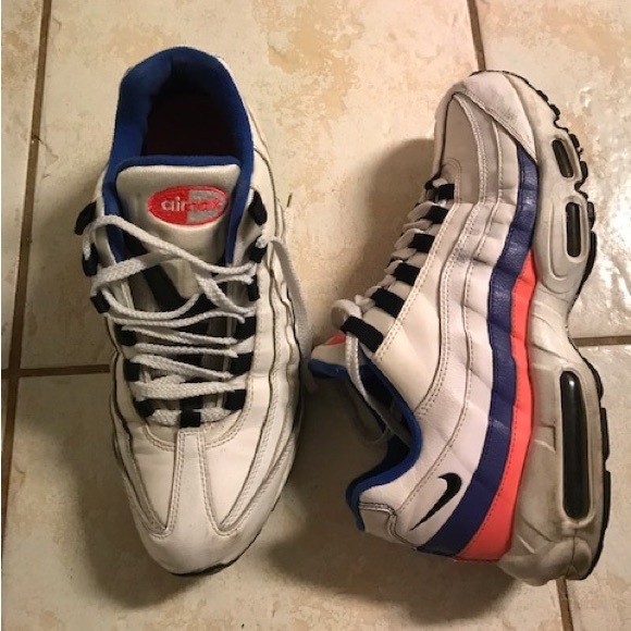 Nike Air Max - Picture 1 of 3